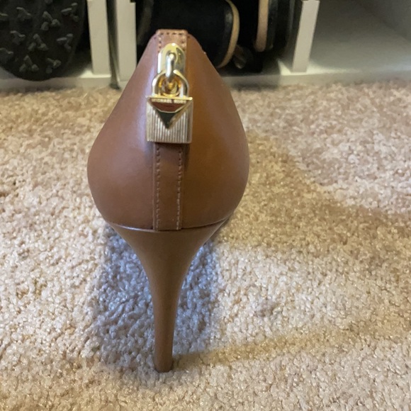 Michael Kors heels - Picture 3 of 8